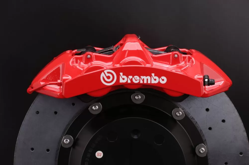 GT6 Front 6-Piston Brake Kit (Optimized for Ceramic Discs)