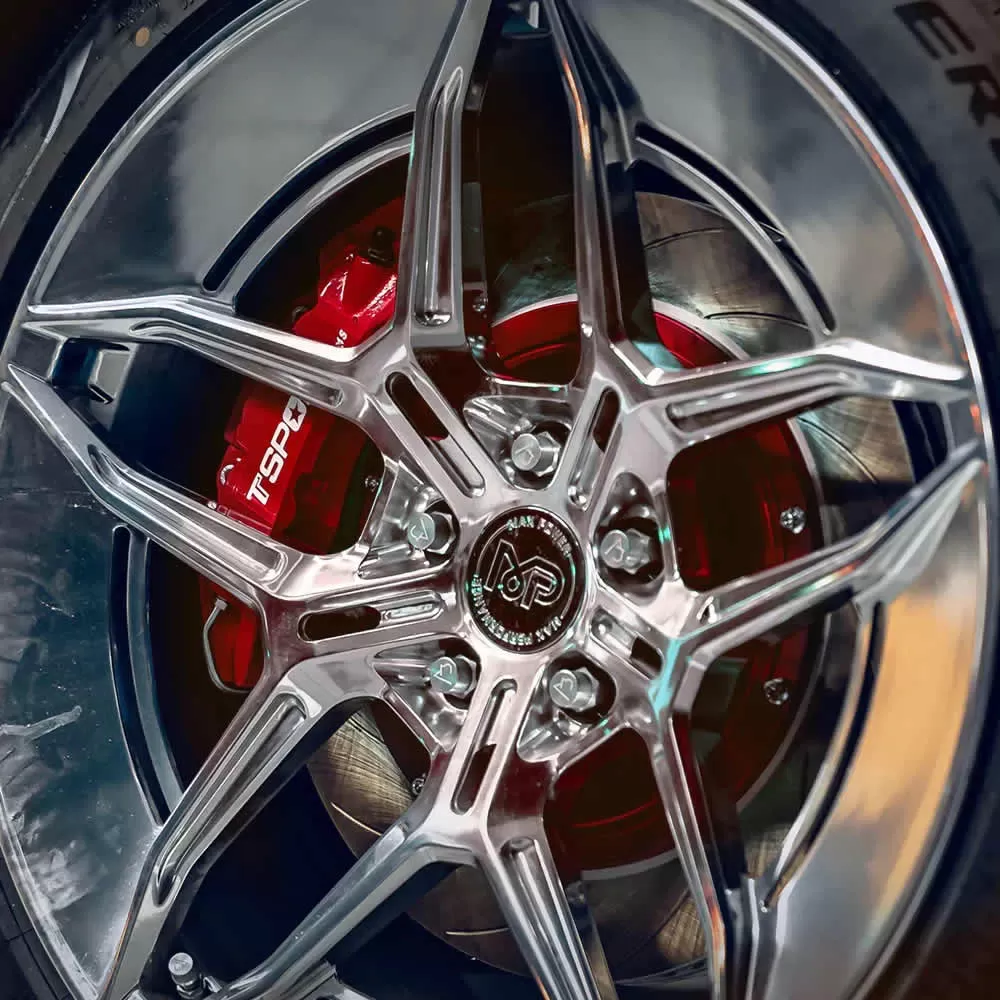 طقم مكابح TTSPORT Evolution EB10 الأمامي عالي الأداء (بـ 10 مكابس)