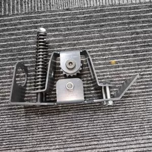 Combine Harvester Spare Part: Rope Tensioner Arm 700215717